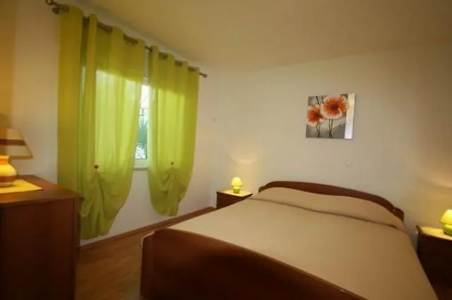 Apartment Poropat Porec